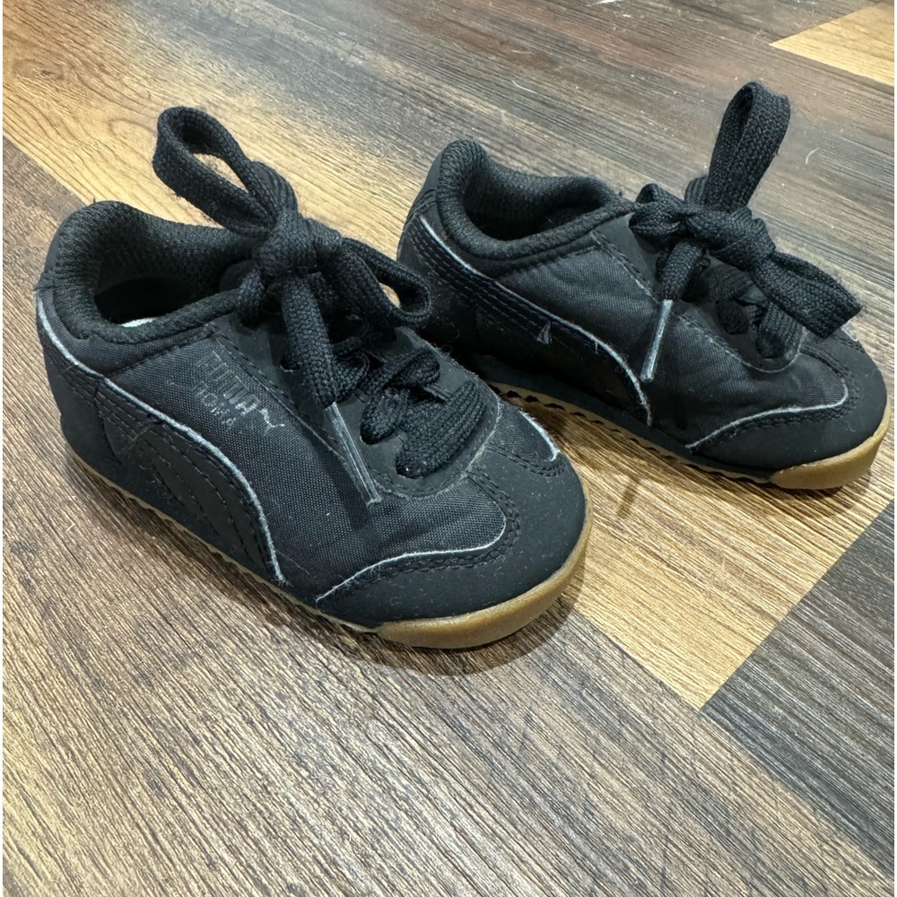 Baby Boy Puma’s … super cute, GREAT condition.